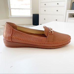 Lucita Comfort Camel Loafers F8-670